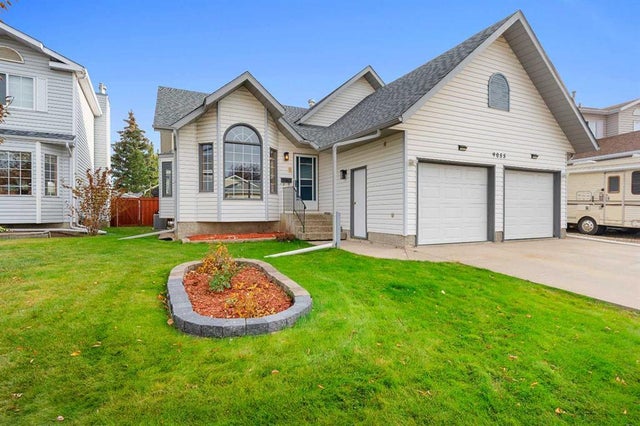9055 106 Avenue, Grande Prairie