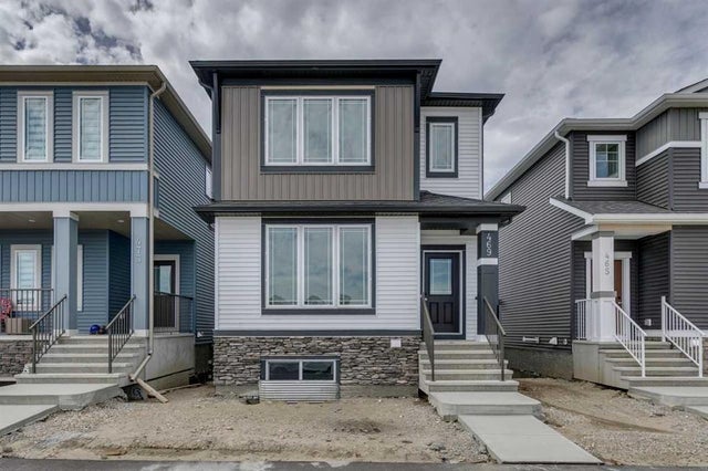 469 Hotchkiss Drive Sw, Calgary
