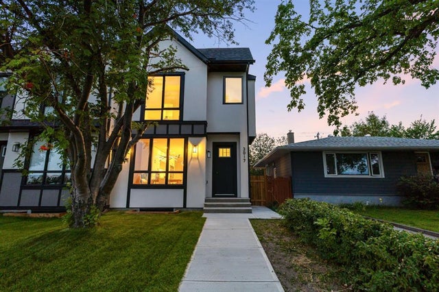 3017 36 Street Sw, Calgary