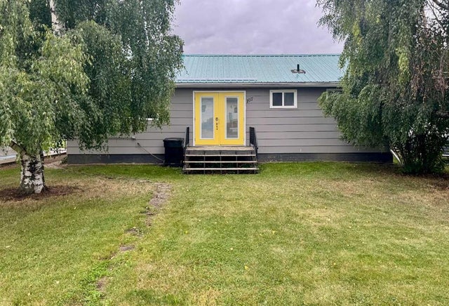 107 Central Avenue S.w., Falher