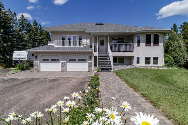 76, 26540 Highway 11, Rural Red Deer County