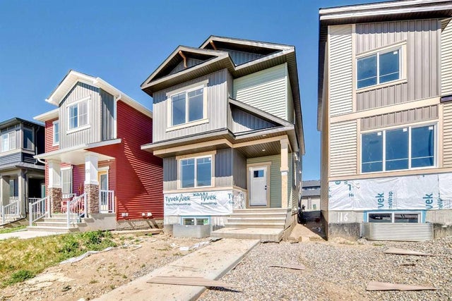 112 Belvedere Park Se, Calgary