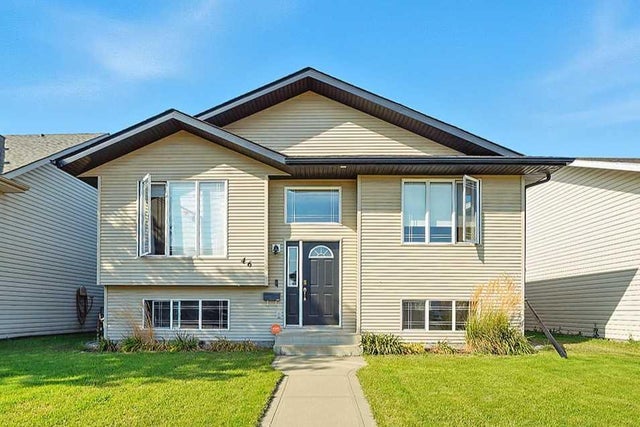 46 Kirkland Close, Red Deer