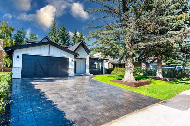 216 Pump Hill Crescent Sw, Calgary