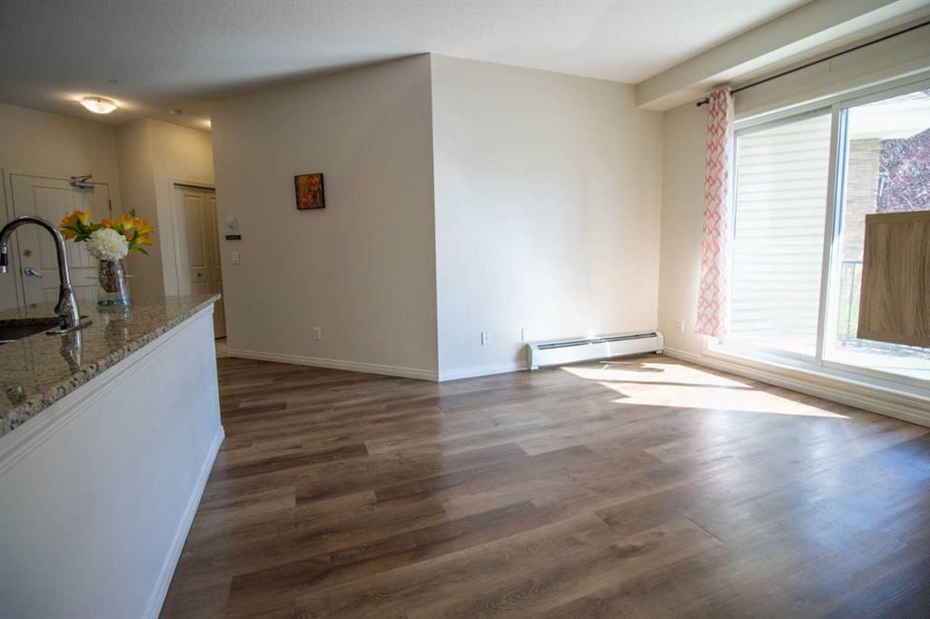 1123, 1540 Sherwood Boulevard Northwest, Calgary – Residential Apartment Listing Photo 10