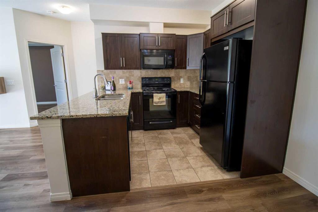1123, 1540 Sherwood Boulevard Northwest, Calgary – Residential Apartment Listing Photo 4