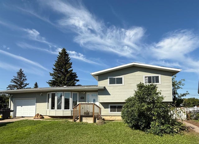 5804 48a Street, High Prairie