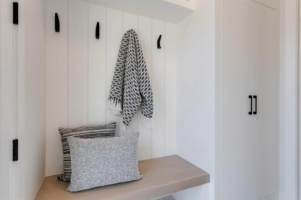 422 14 Avenue Northeast, Calgary – Residential Semi Detached Listing Photo 14