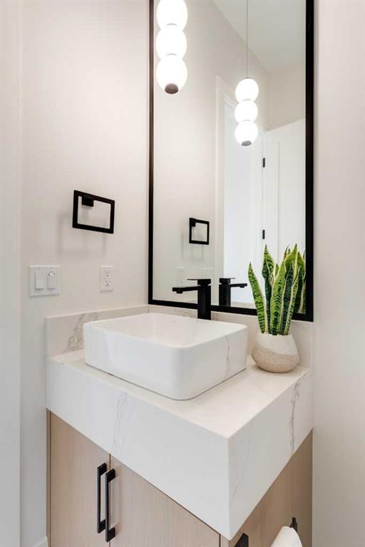 422 14 Avenue Northeast, Calgary – Residential Semi Detached Listing Photo 15