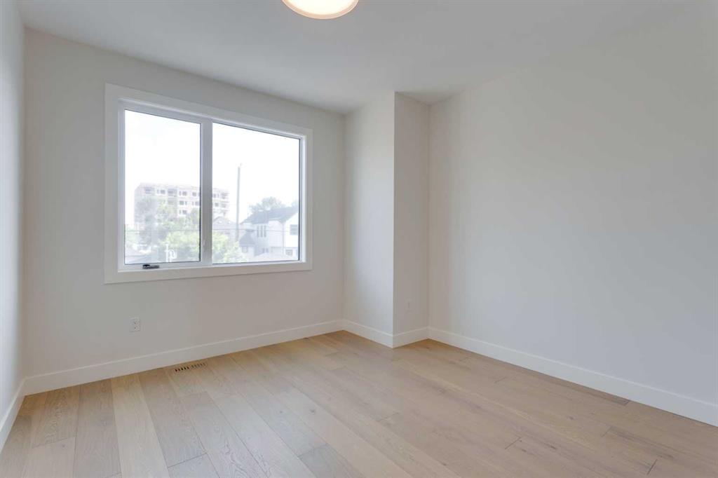 422 14 Avenue Northeast, Calgary – Residential Semi Detached Listing Photo 24