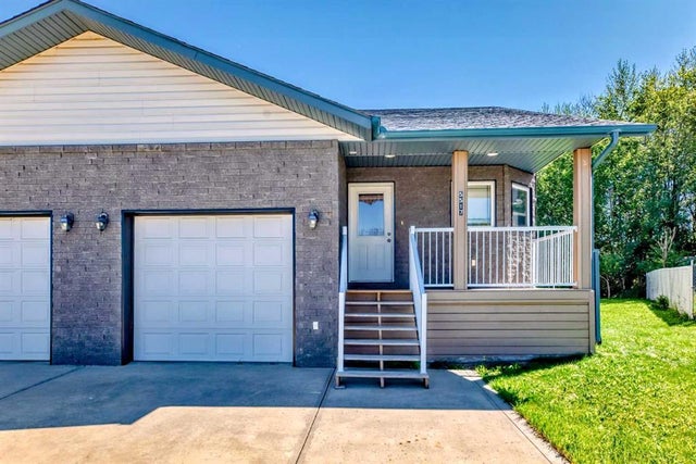 5517 52 Avenueclose, Innisfail
