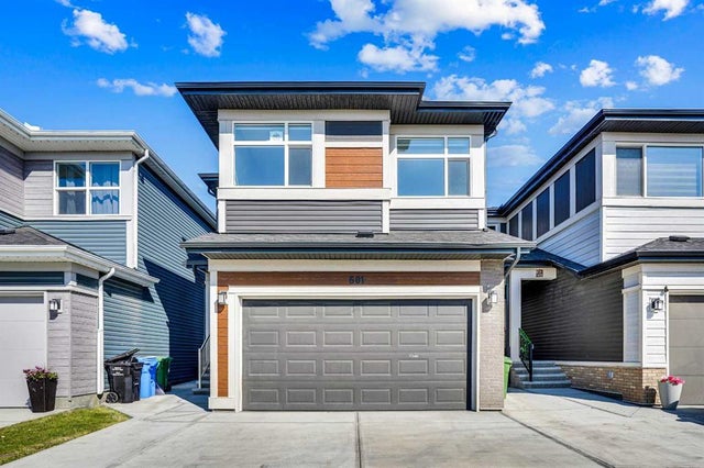 601 Corner Meadows Way Ne, Calgary