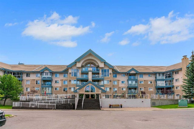 109, 7239 Sierra Morena Boulevard Sw, Calgary