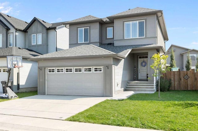 1708 Montgomery Gate Se, High River