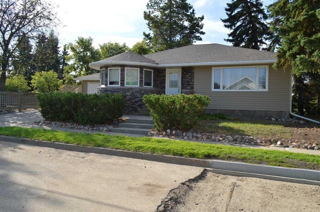 4817 50 Avenue, Killam