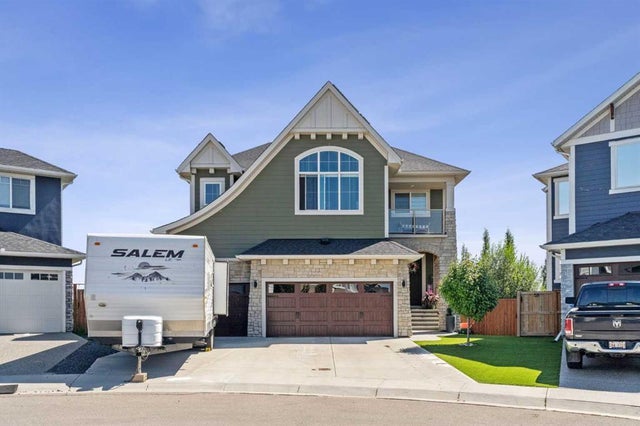 325 Kinniburgh Cove, Chestermere