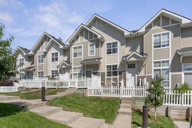 3096 New Brighton Gardens Se, Calgary