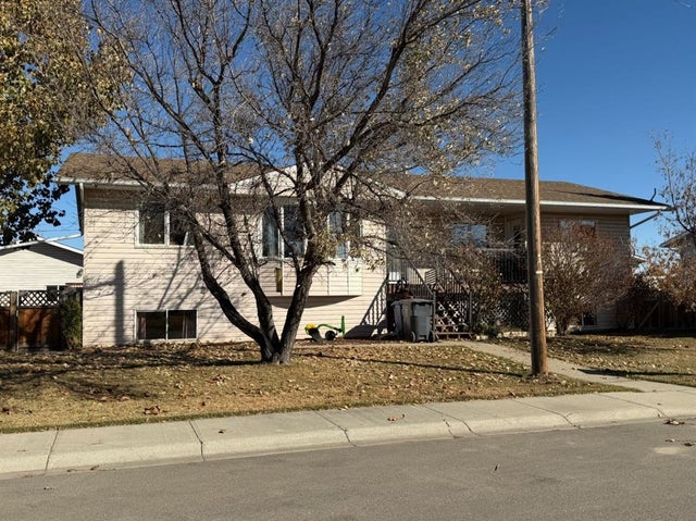 426 9 Street, Beiseker