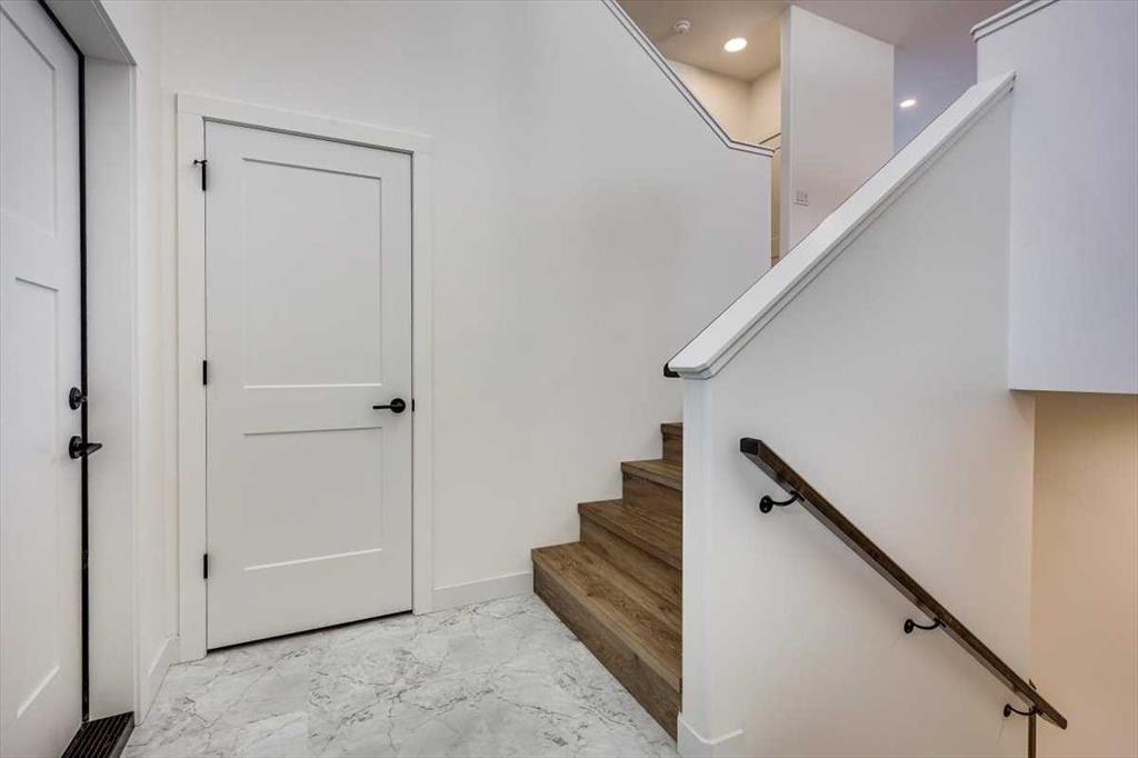 56 Emmett Crescent Red Deer Alberta T4P 3G8 Evergreen Home For Sale