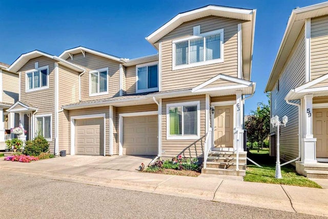 63 Bridleridge Manor Sw, Calgary