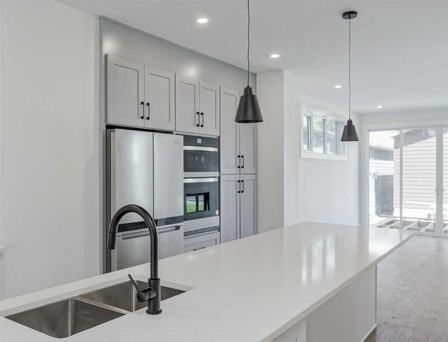 436 28 Avenue Nw, Calgary