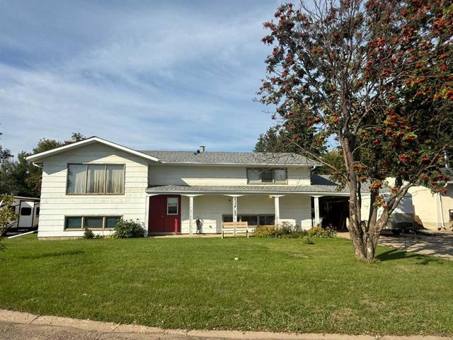 4334 53 Avenue, High Prairie