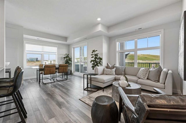 225, 255 Les Jardins Park Se, Calgary