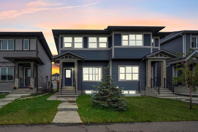 43 Cornerbrook Gate Ne, Calgary