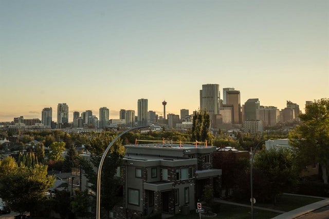 618 10 Street Ne, Calgary