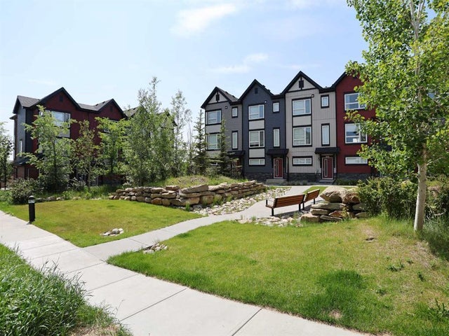 208, 11 Evanscrest Mews Nw, Calgary