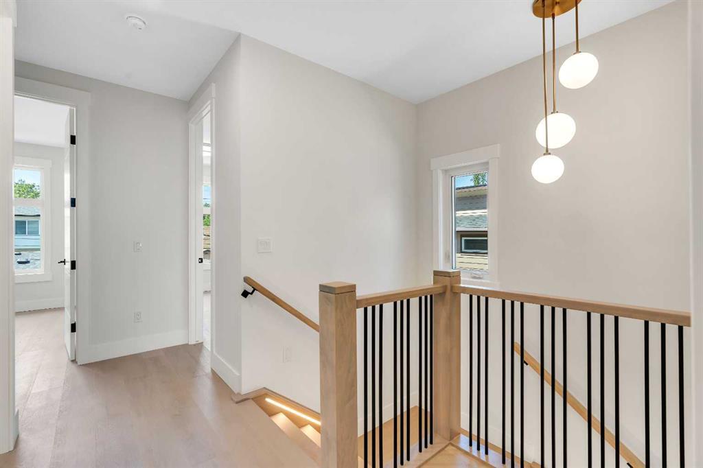 1130a Regent Crescent Northeast, Calgary – Residential Semi Detached Listing Photo 21