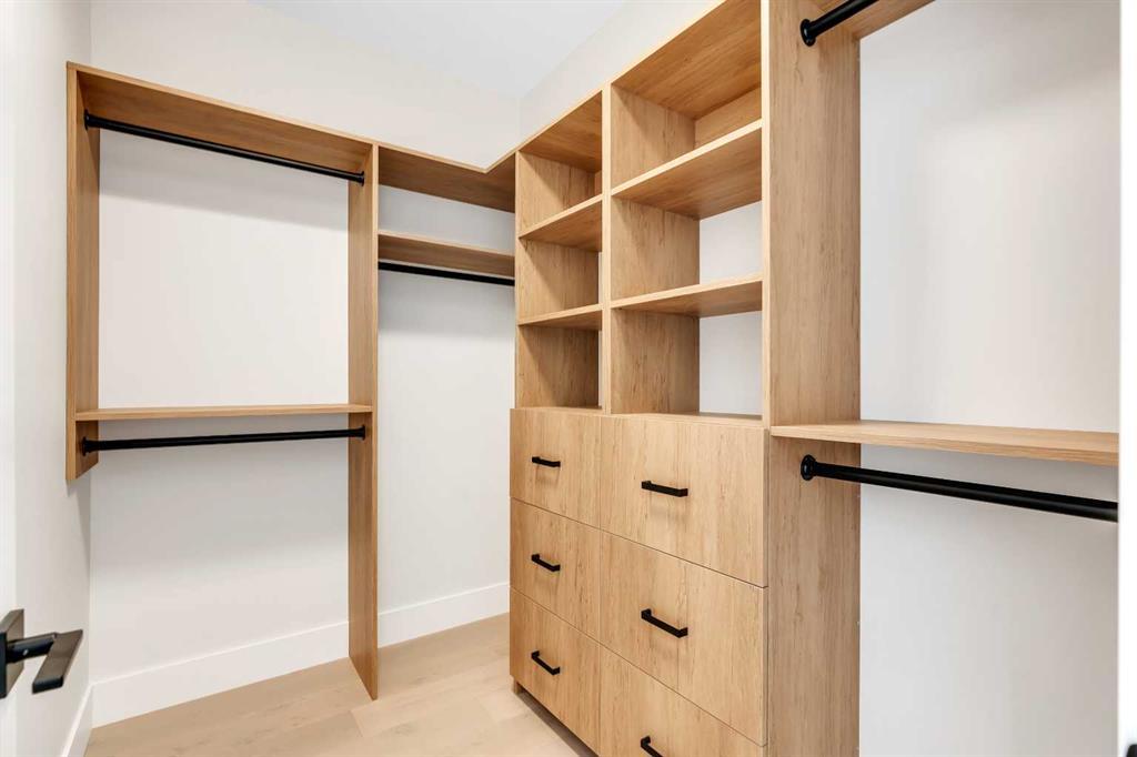 1130a Regent Crescent Northeast, Calgary – Residential Semi Detached Listing Photo 25