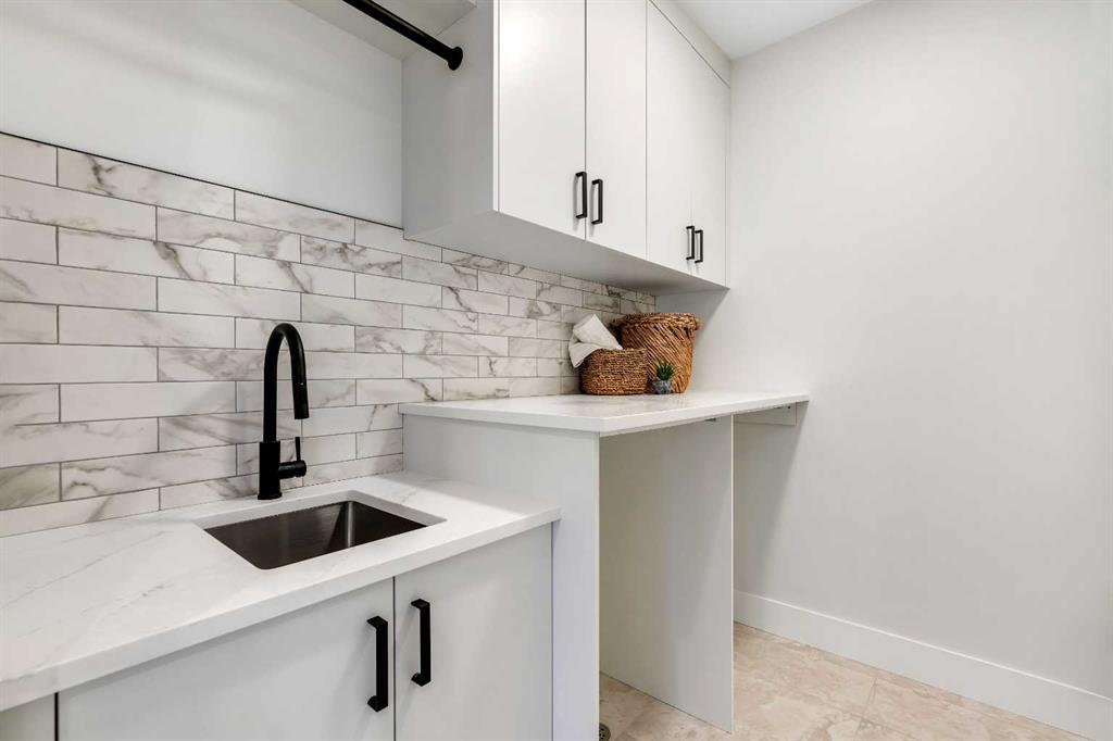 1130a Regent Crescent Northeast, Calgary – Residential Semi Detached Listing Photo 34