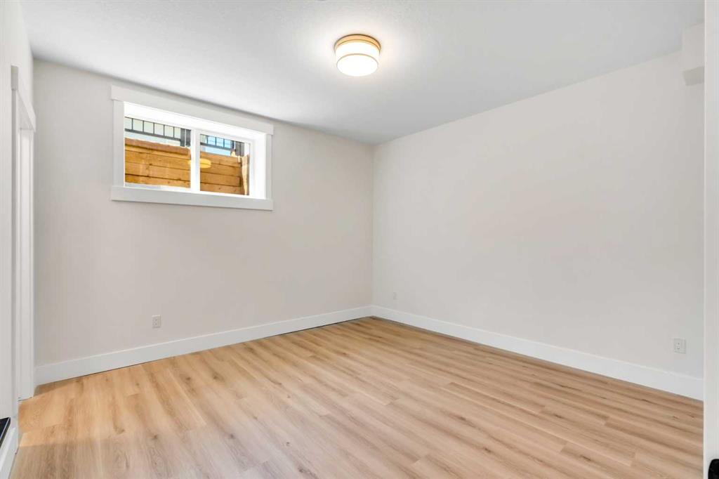 1130a Regent Crescent Northeast, Calgary – Residential Semi Detached Listing Photo 42