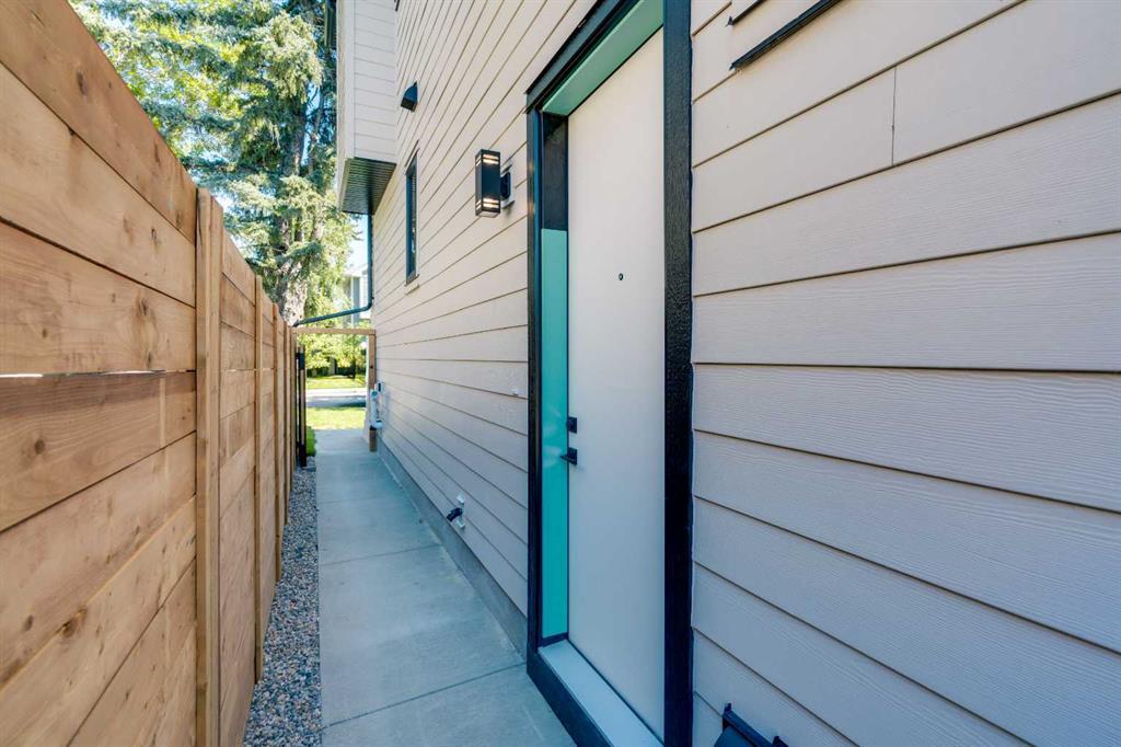 1130a Regent Crescent Northeast, Calgary – Residential Semi Detached Listing Photo 45