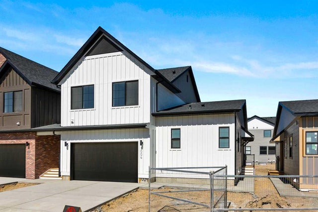 1004, 201 Cooperswood Green Sw, Airdrie
