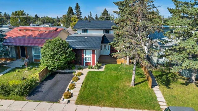 3112 107 Avenue Sw, Calgary
