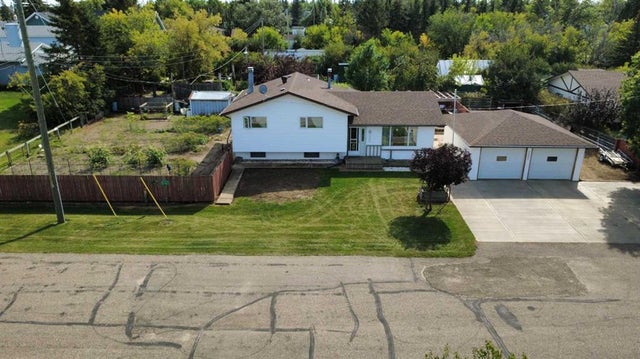 5006 55 Avenue, Castor