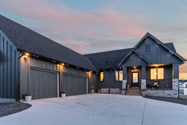 32 Monterra Landing, Rural Rocky View County