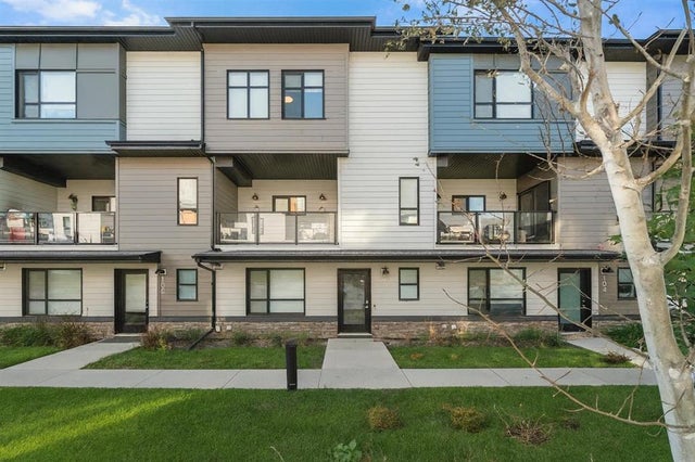 106, 42 Cranbrook Gardens Se, Calgary