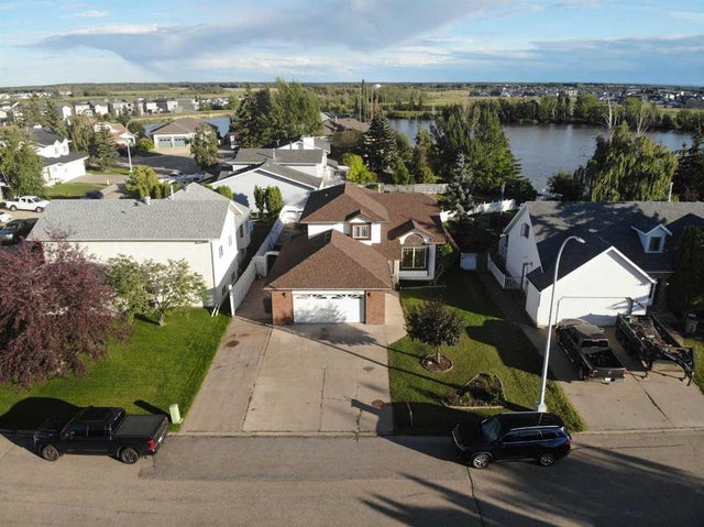8905 102 Avenue, Grande Prairie