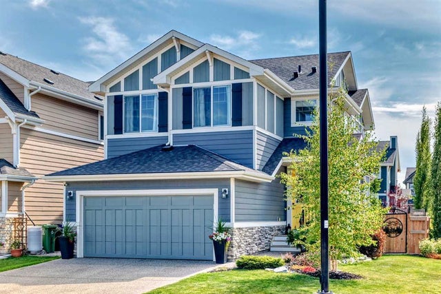 100 Sundown Grove, Cochrane