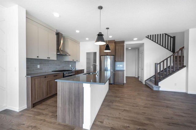 137 Clearwater Terrace, Chestermere