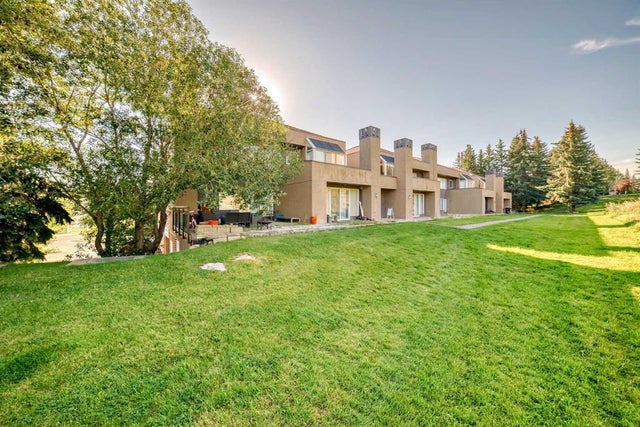 10, 305 Village Mews Sw, Calgary