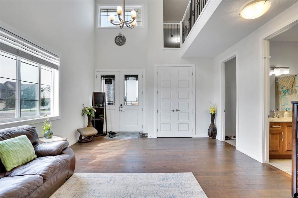 680 Marina Drive, Chestermere – Residential Detached Listing Photo 4