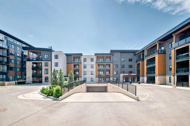 210, 8355 19 Avenue Sw, Calgary