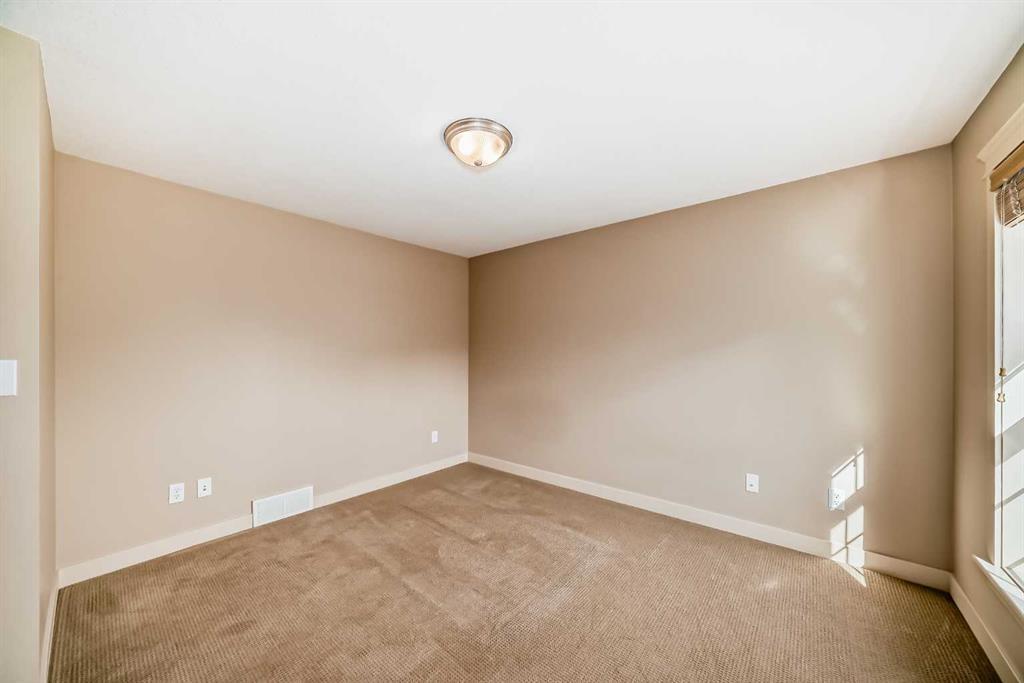 42 Ypres Green Southwest, Calgary – Residential Semi Detached Listing Photo 27