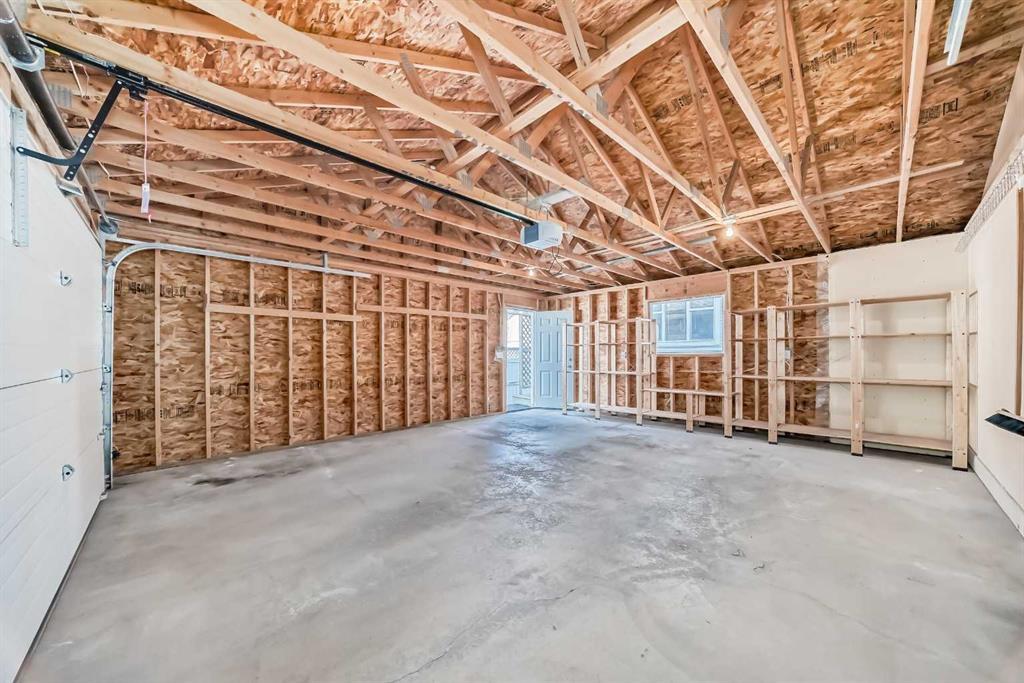 42 Ypres Green Southwest, Calgary – Residential Semi Detached Listing Photo 43