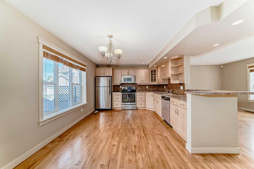 42 Ypres Green Southwest, Calgary – Residential Semi Detached Listing Photo 4