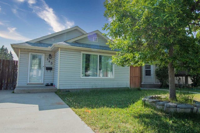 143 Castlegrove Road Ne, Calgary